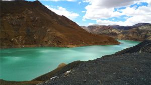Manak Dam Lake in Lhasa